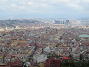 Jour 2 - vue sur Naples depuis le haut du funiculaire